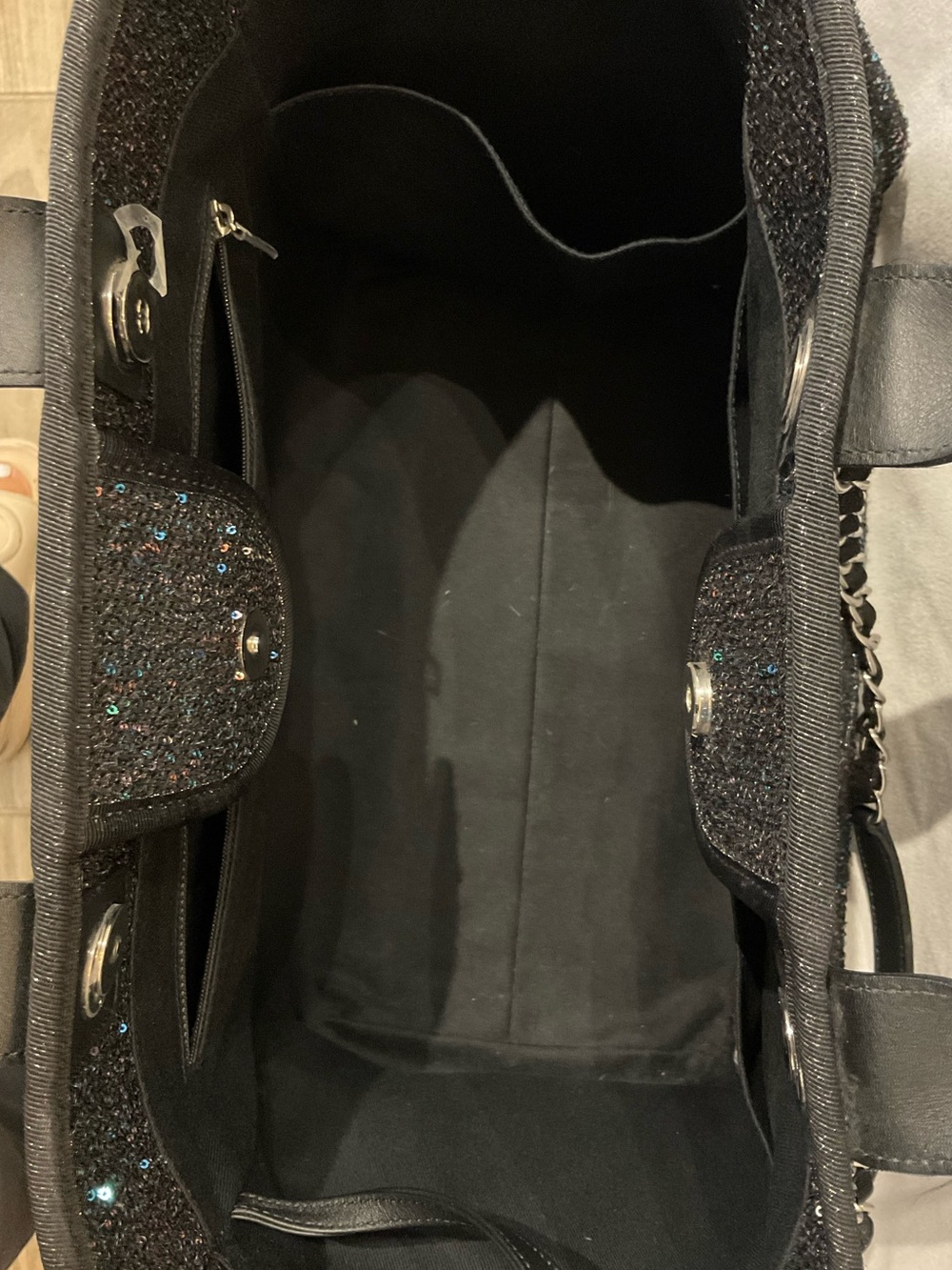 Chanel Bag - Picture 5 of 10